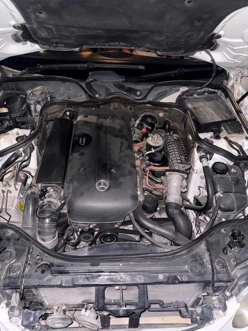 2003 Mercedes-Benz E-Class 2,7L 2003 Cyprus