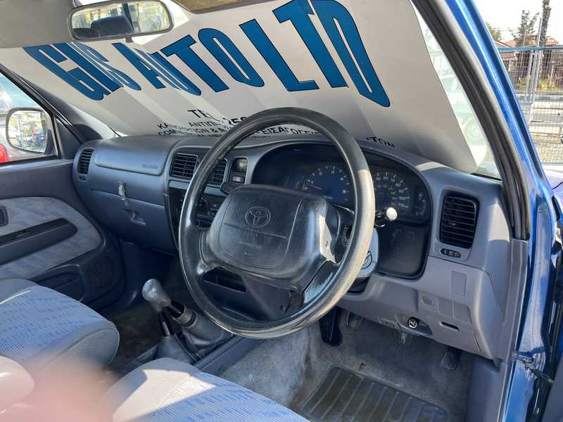 2001 Toyota Hilux 2,5L 2001 Cyprus