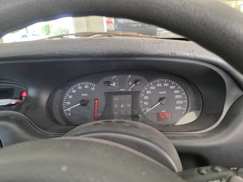 2000 Renault Megane 1,8L 2000 Cyprus