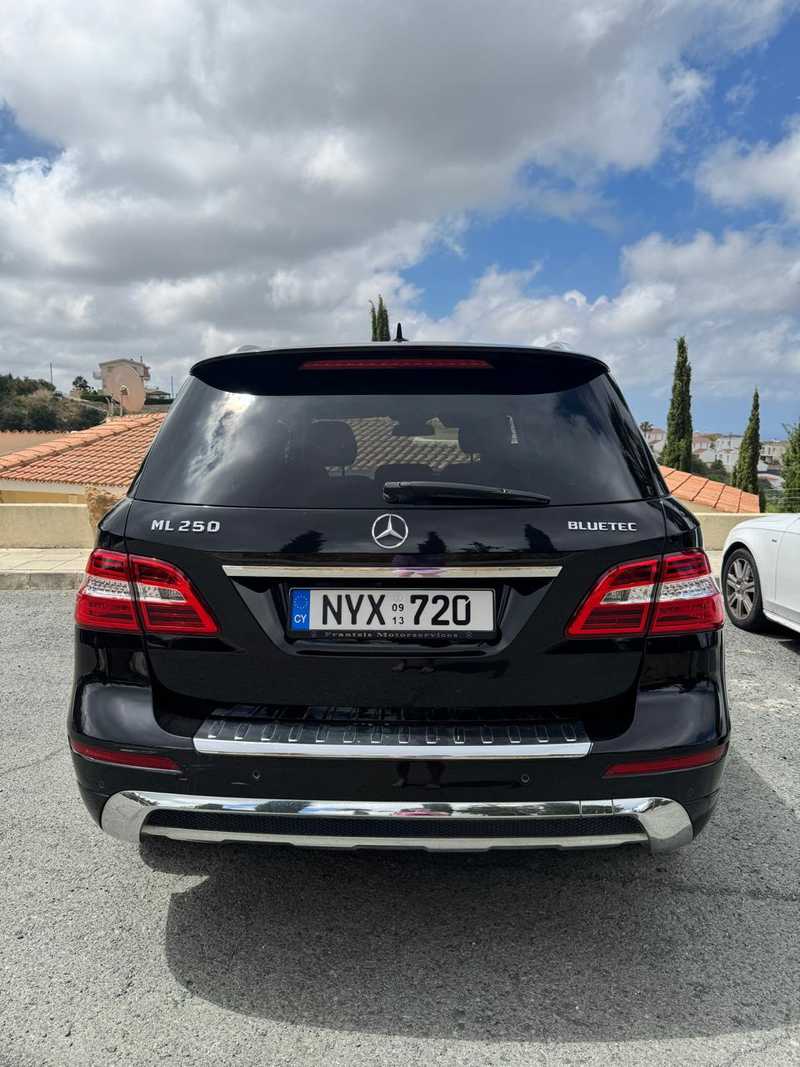 2013 Mercedes-Benz M-Class 2,1L 2013 Cyprus