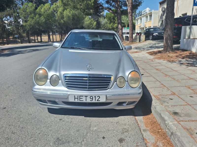 2000 Mercedes-Benz E-Class 2,2L 2000 Cyprus