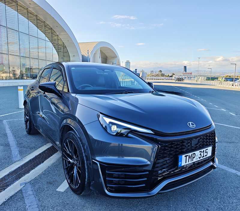 Lexus LBX 1,6L 2024