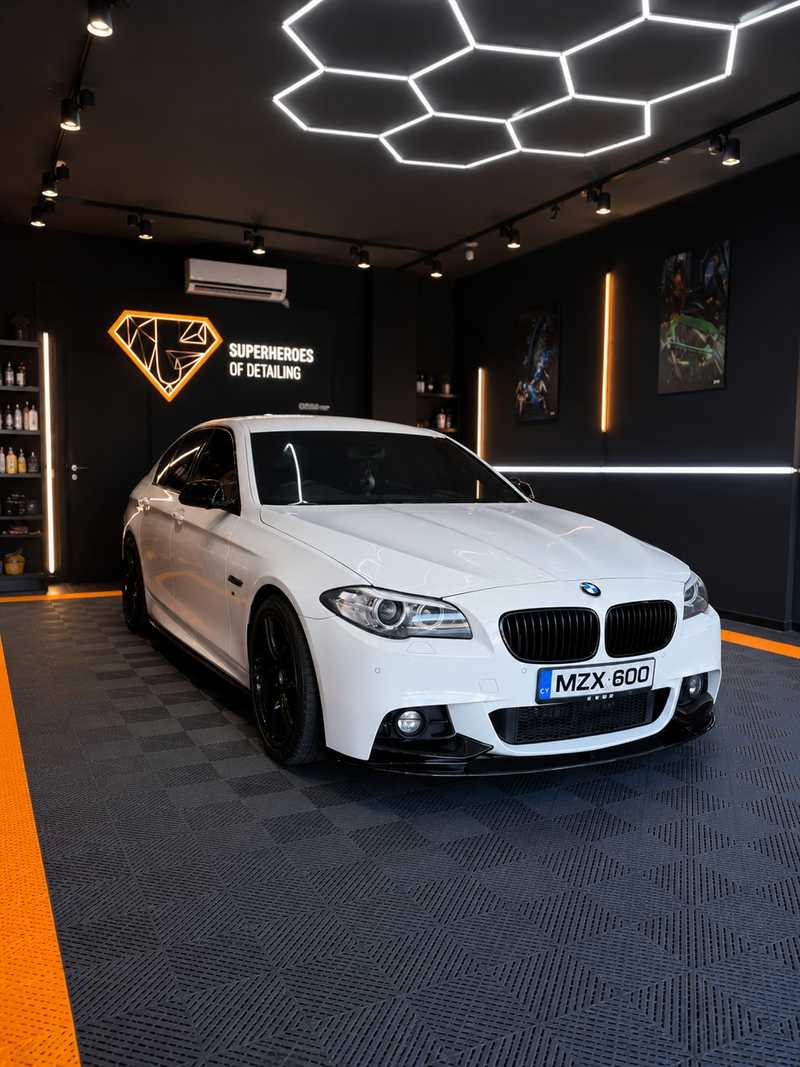 BMW 5-Series 2,0L 2015