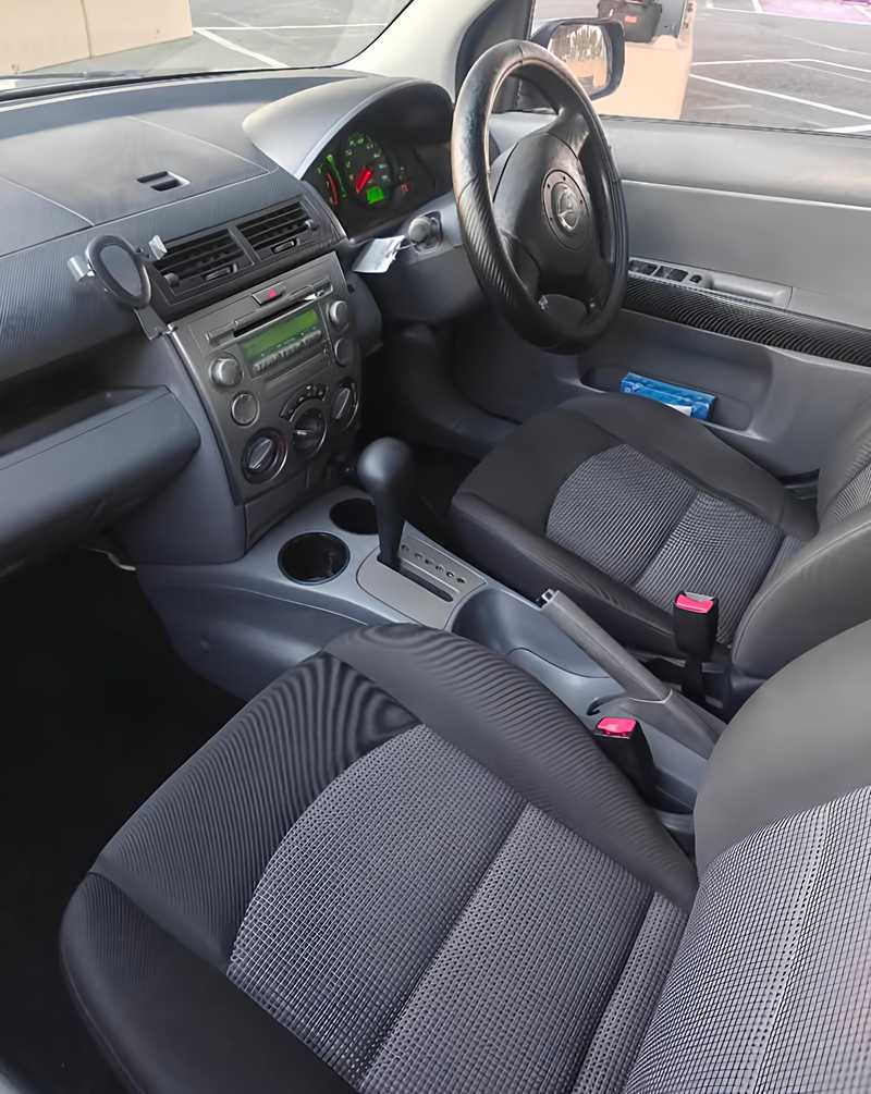 2005 Mazda Demio 1,5L 2005 Cyprus