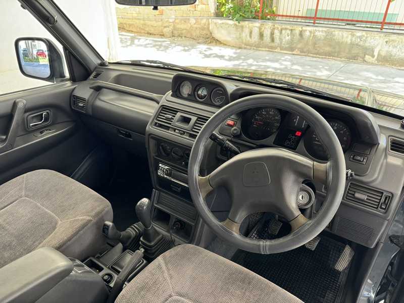 1999 Mitsubishi Pajero 2,5L 1999 Cyprus