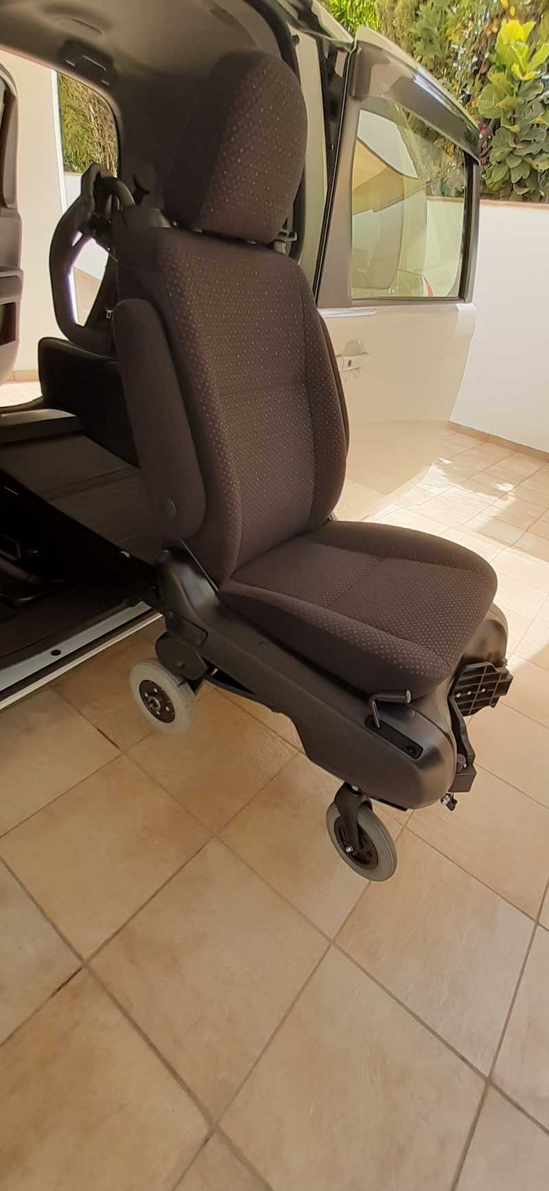 2017 Toyota Porte 1,5L 2017 Cyprus