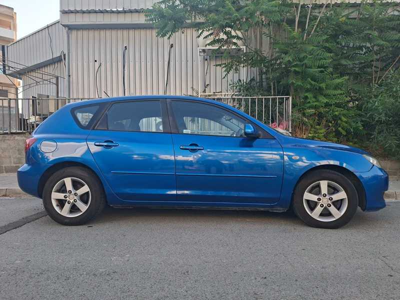 Mazda 323 1,3L 2005