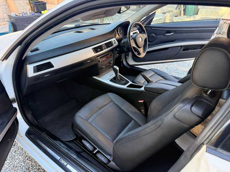 2010 BMW 3-Series 2,0L 2010 Cyprus