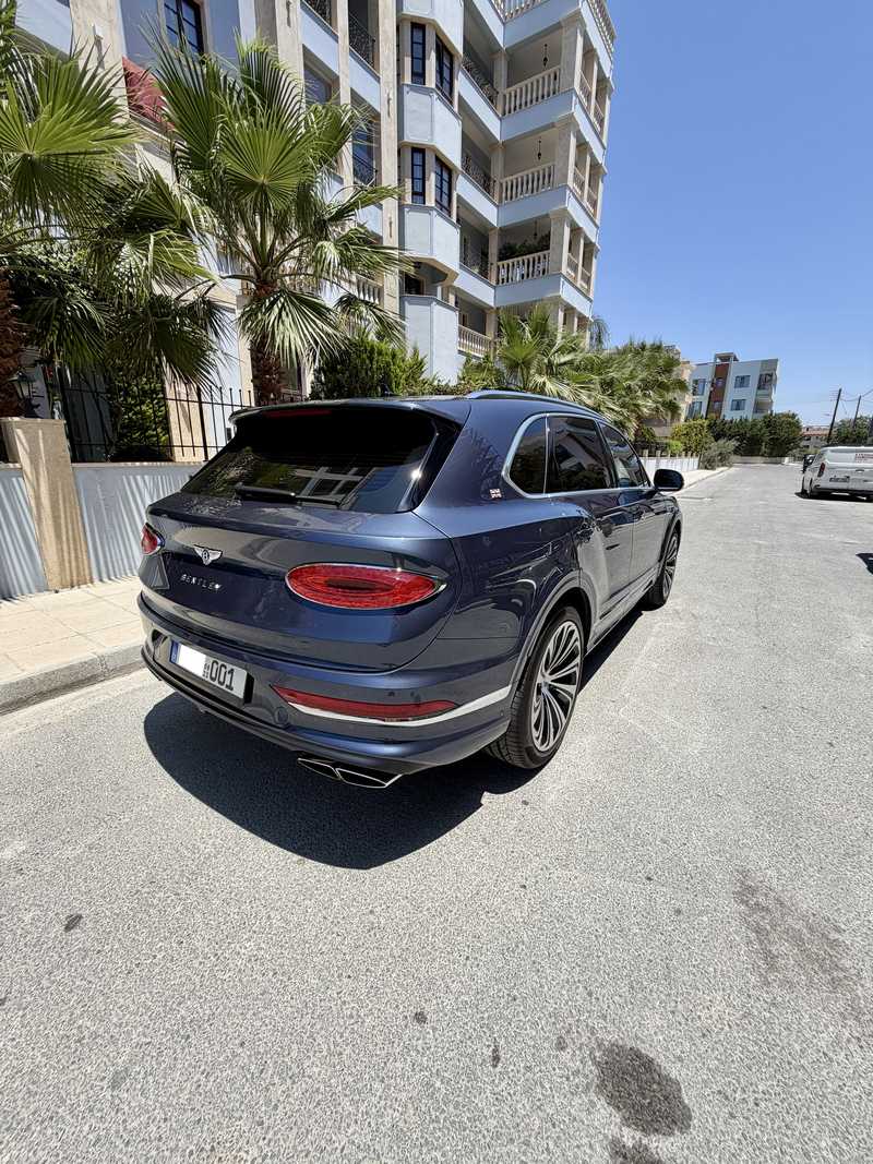 2022 Bentley Bentayga 4,0L 2022 Cyprus