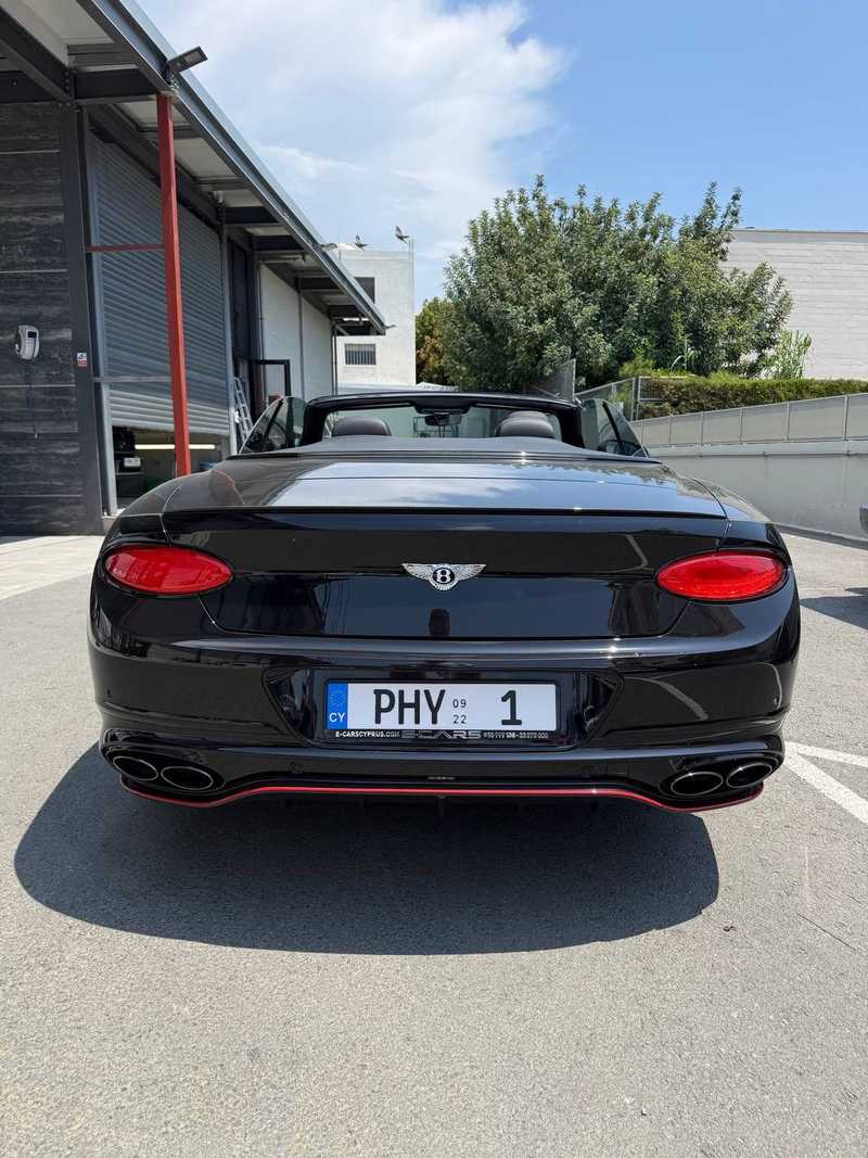 2022 Bentley Continental GTC 4,0L 2022 Cyprus