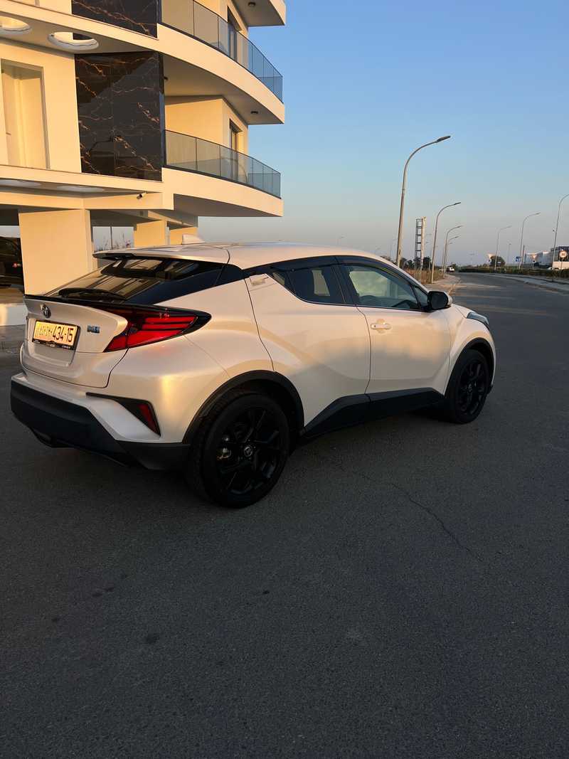 2022 Toyota C-HR 1,8L 2022 Cyprus