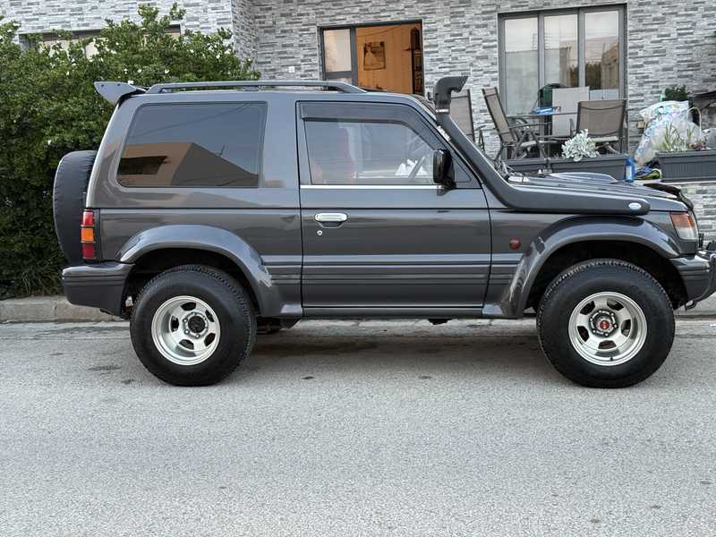 1992 Mitsubishi Pajero 2,5L 1992 Cyprus