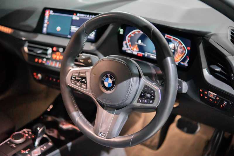 2022 BMW 1-Series 2,0L 2022 Cyprus