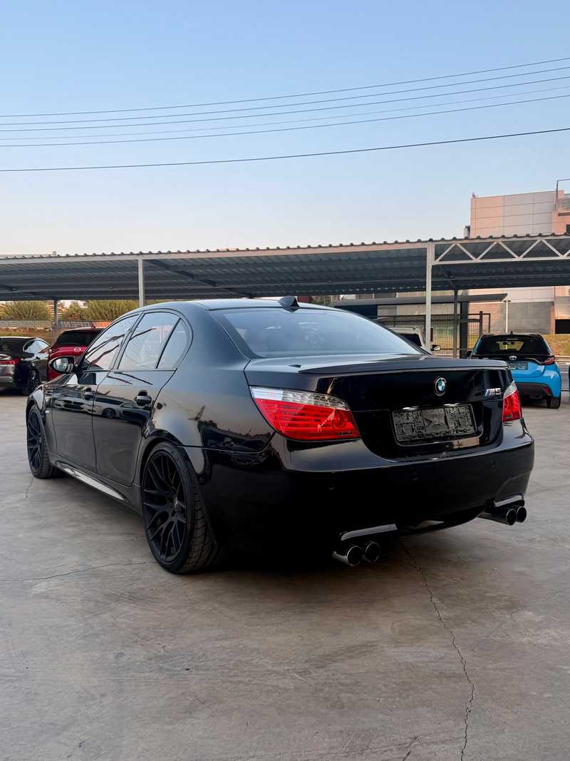 2006 BMW M5 5,0L 2006 Cyprus