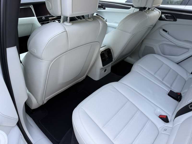 2025 Porsche Macan 2,9L 2025 Cyprus