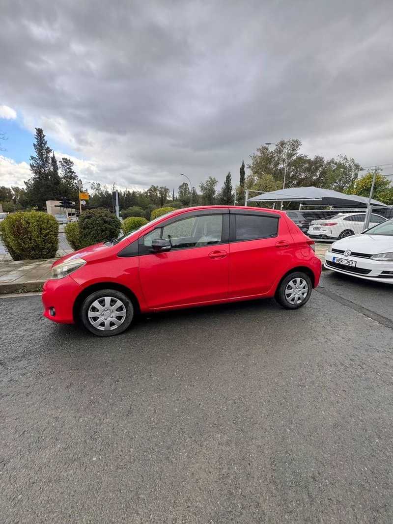2014 Toyota Vitz 1,3L 2014 Cyprus