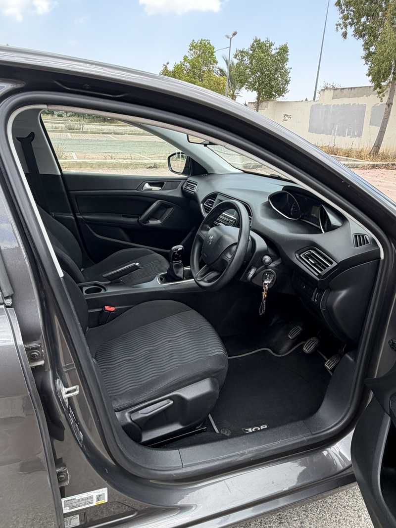 2016 Peugeot 308 1,2L 2016 Cyprus