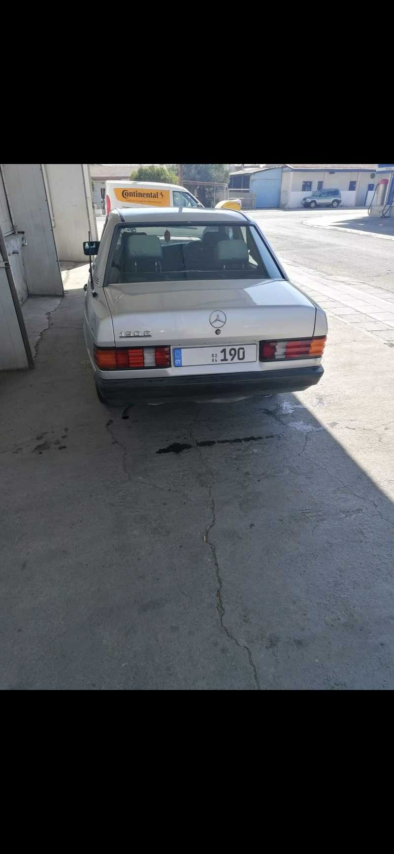 1984 Mercedes-Benz E-Class 1,9L 1984 Cyprus