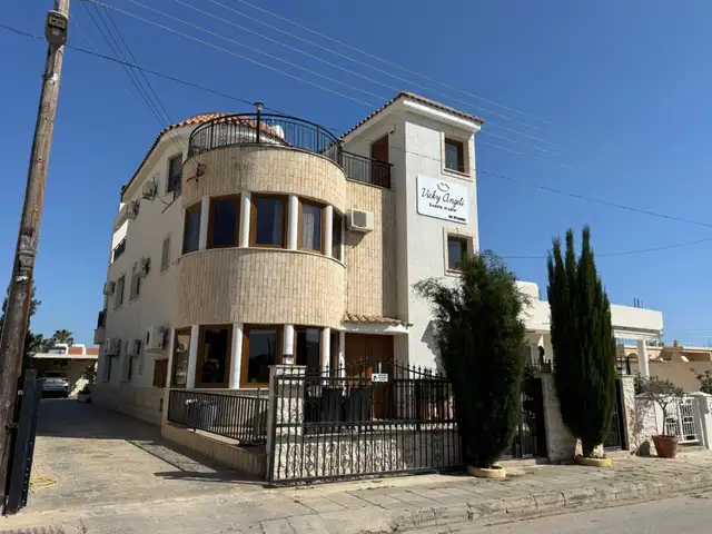 5-bedroom detached house for sale, Paphos — Geroskipou
