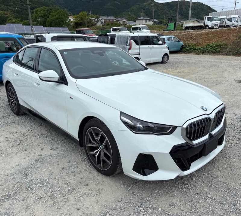 2026 BMW 5-Series 2,0L 2026 Cyprus