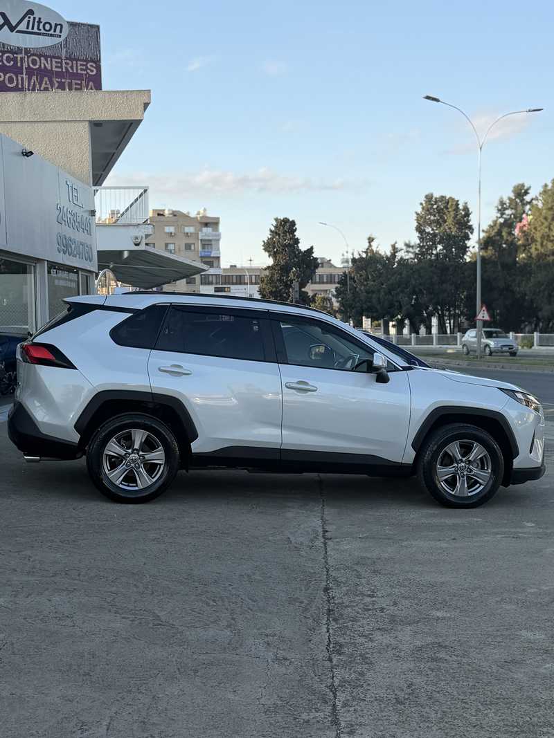 2022 Toyota RAV4 2,5L 2022 Cyprus