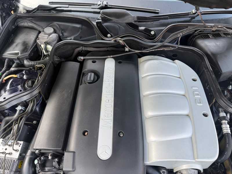 2003 Mercedes-Benz E-Class 2,2L 2003 Cyprus