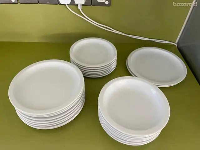 Porcelain dinner plates, Επαρχία Πάφου — Πέγεια