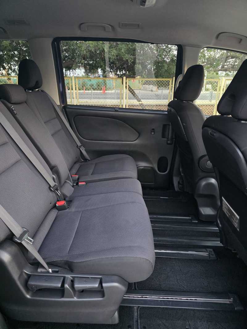 2018 Nissan Serena 2,0L 2018 Cyprus