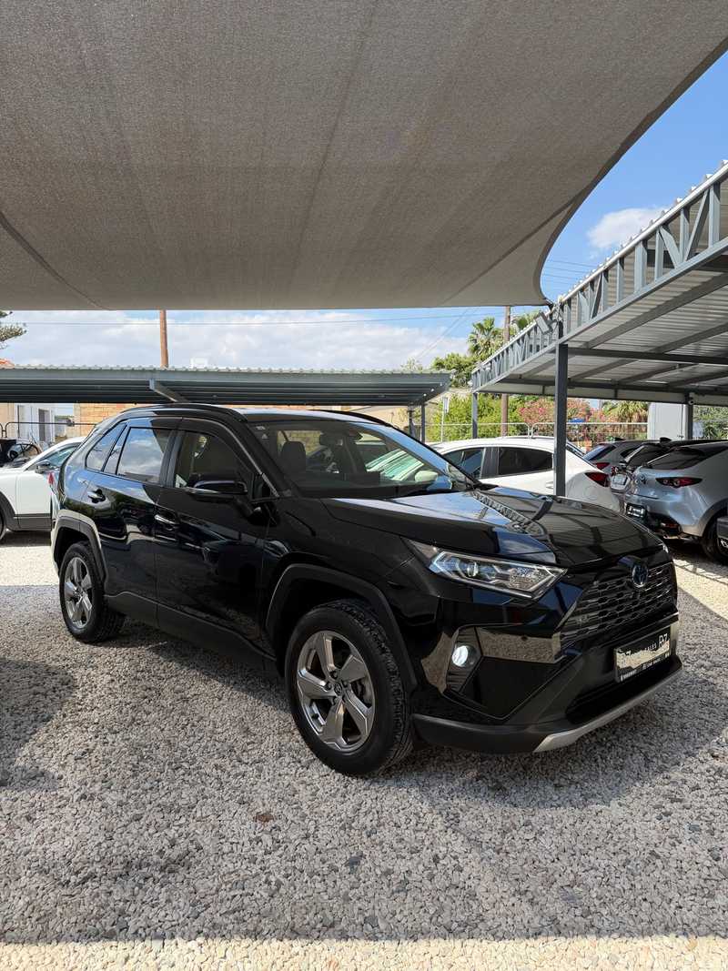 Toyota RAV4 2,5L 2021