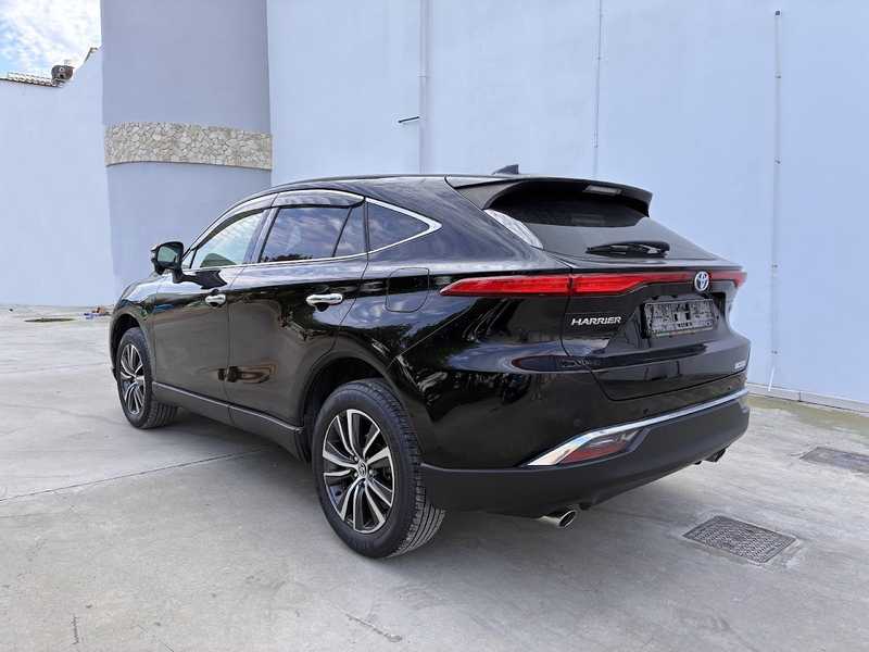 2021 Toyota Harrier 2,5L 2021 Cyprus