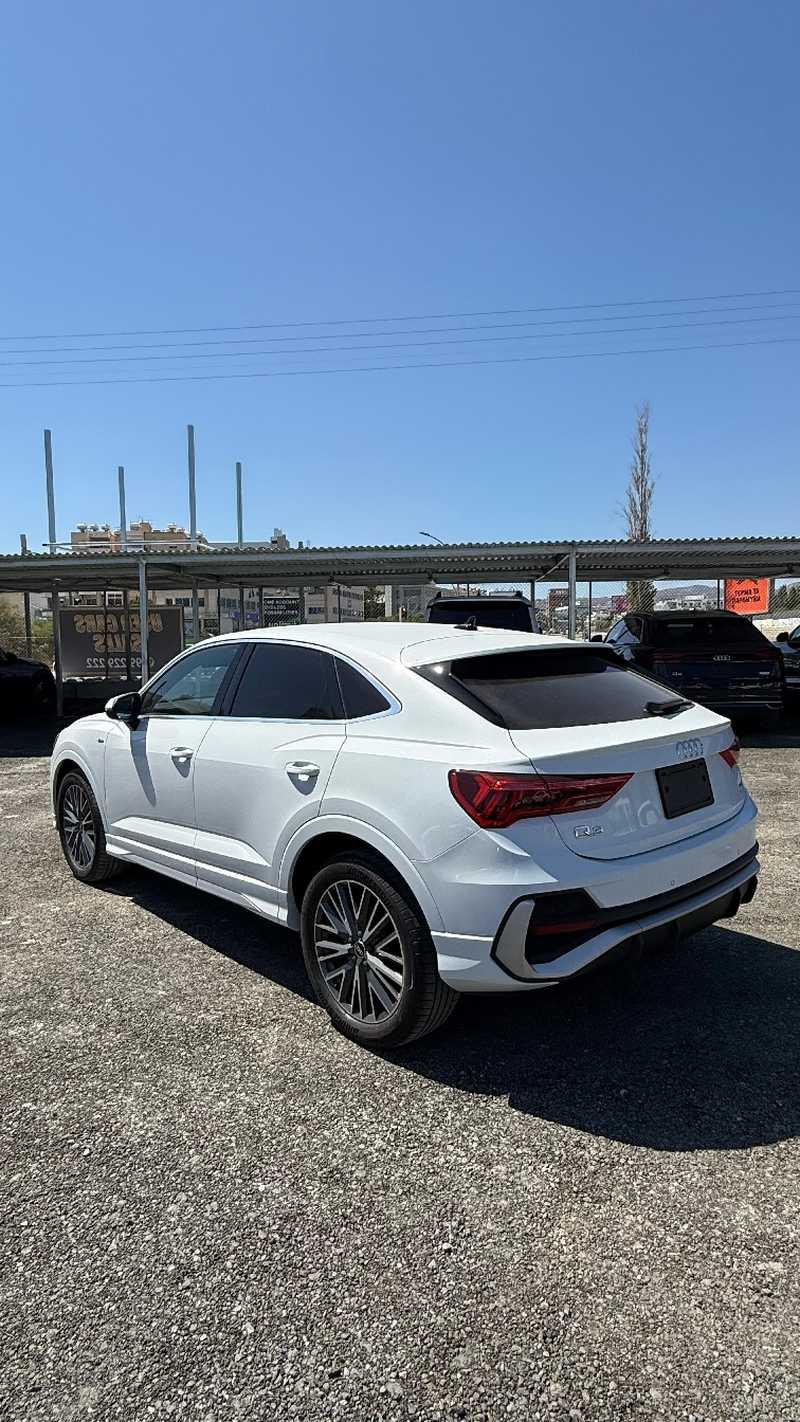 2022 Audi Q3 2,0L 2022 Cyprus