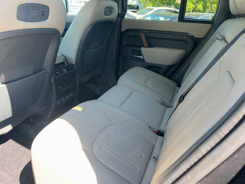 2021 Land Rover Defender 3,0L 2021 Cyprus