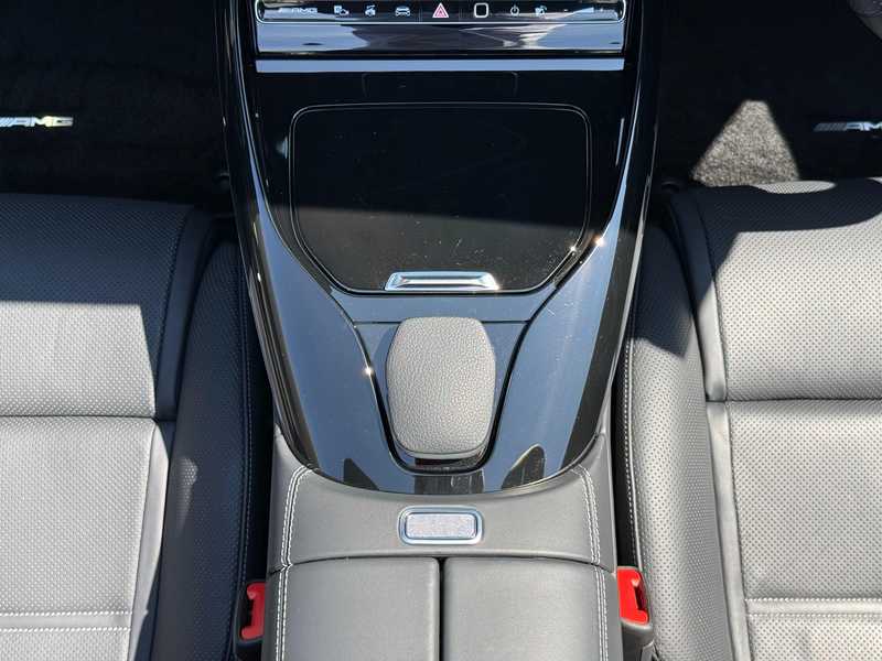 2023 Mercedes-Benz SL-Class 2,0L 2023 Cyprus