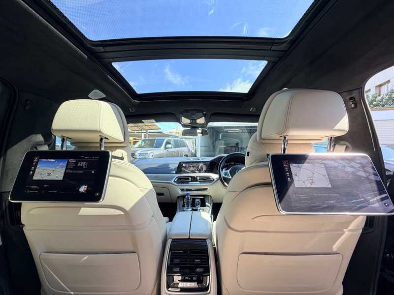 2022 BMW X7 4,4L 2022 Cyprus