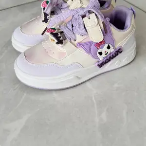 Sneakers kuromi, Limassol — Limassol - Neapolis
