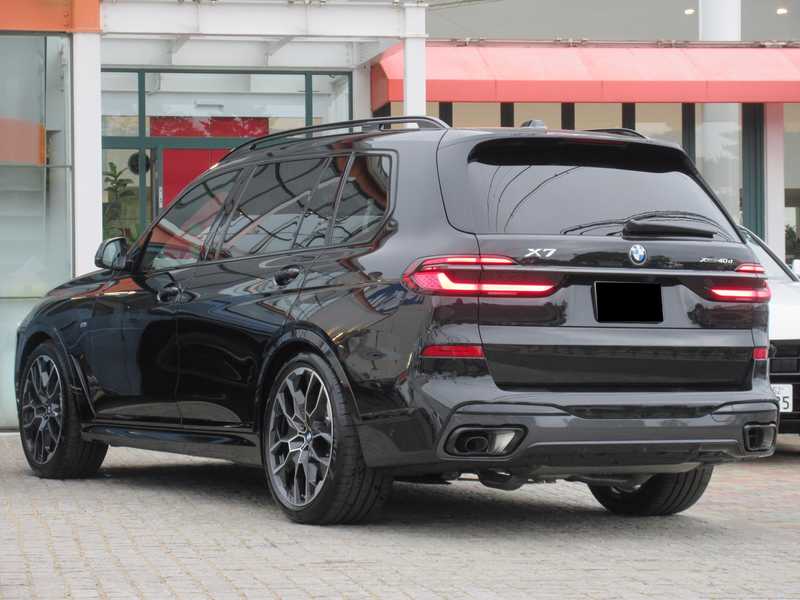 2025 BMW X7 3,0L 2025 Cyprus