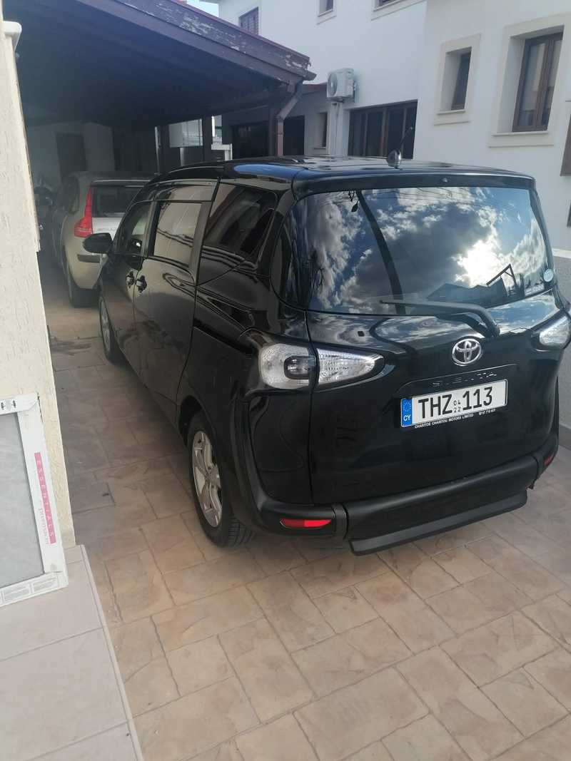 2022 Toyota Sienta 1,5L 2022 Cyprus