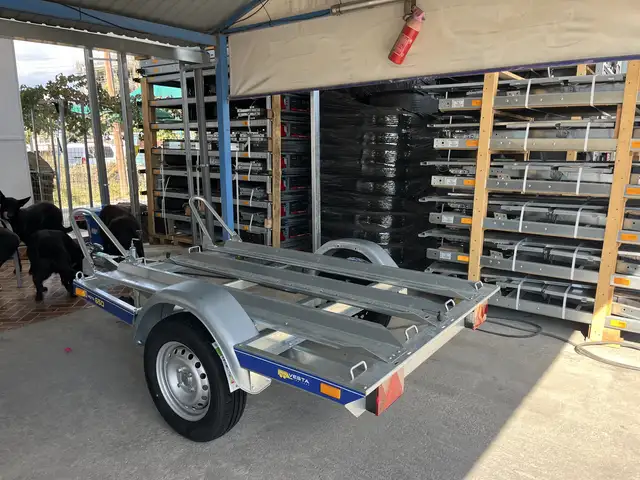 Moto trailer, Limassol — Kato Polemidia