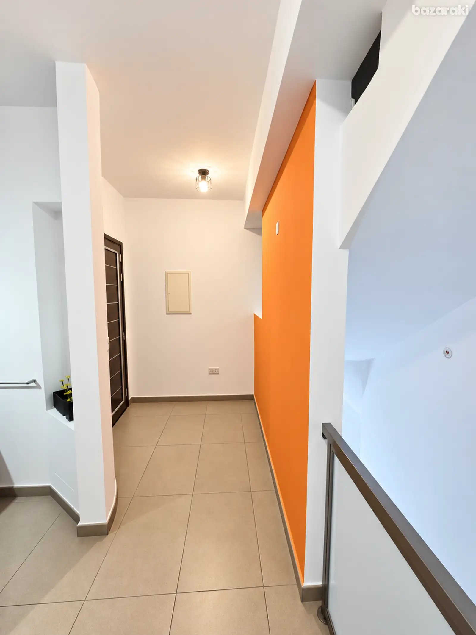 House, 3 bedrooms — 9