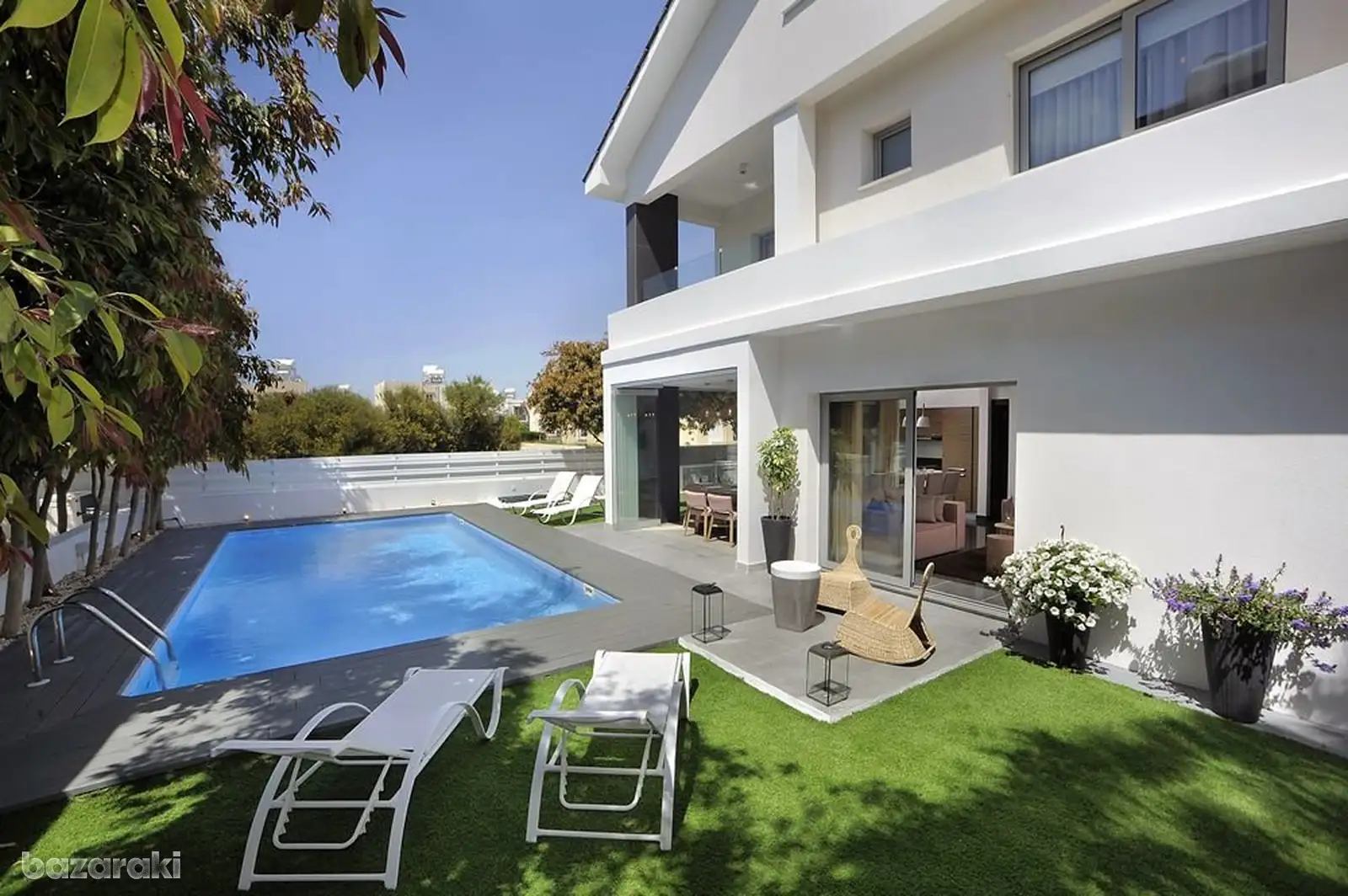 House, 3 bedrooms — 10