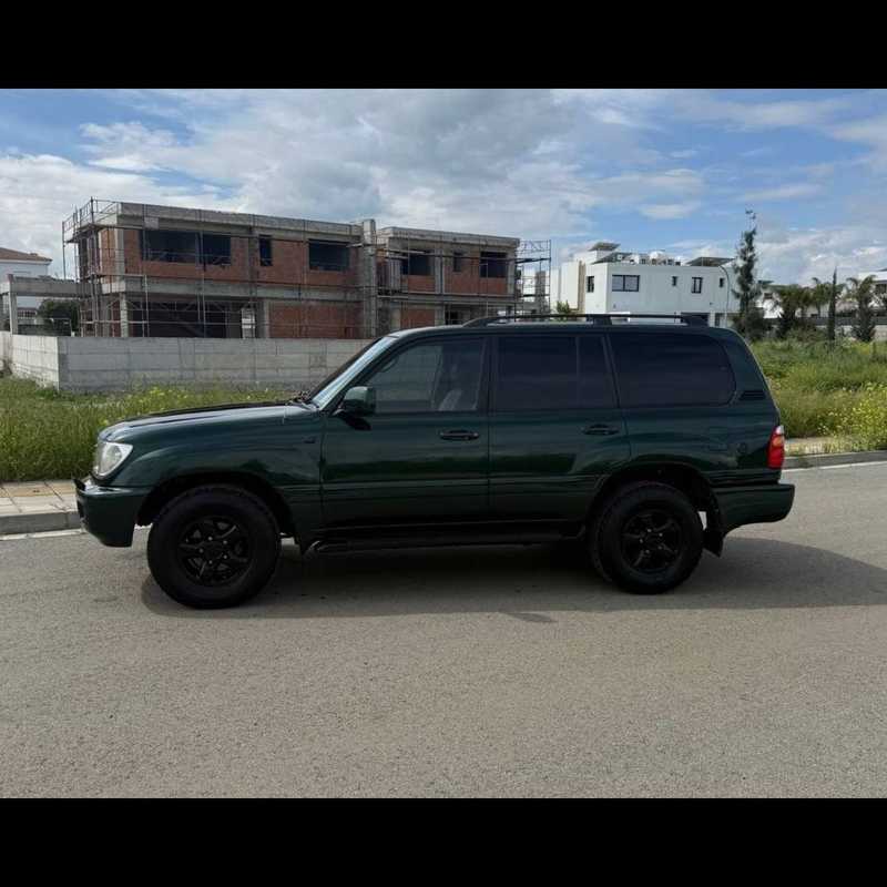 2000 Toyota Land Cruiser VX100 4,8L 2000 Cyprus