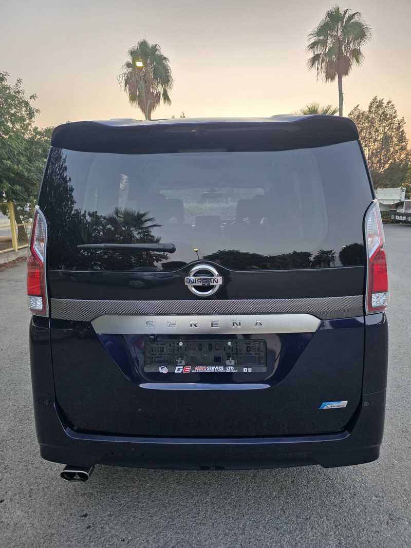 2018 Nissan Serena 2,0L 2018 Cyprus