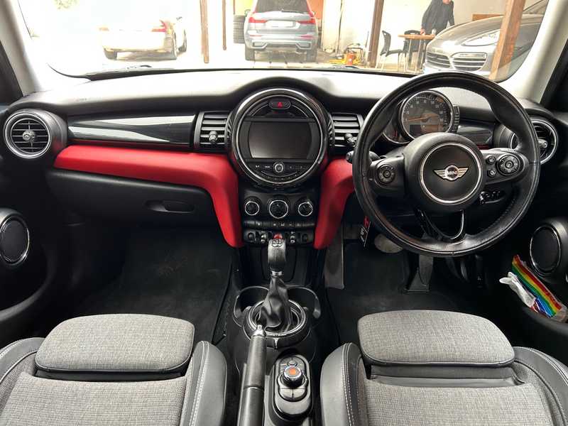 2014 Mini Hatch 1,5L 2014 Cyprus