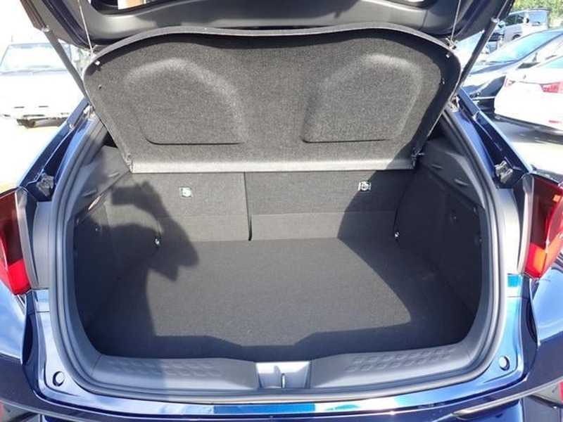 2021 Toyota C-HR 1,8L 2021 Cyprus