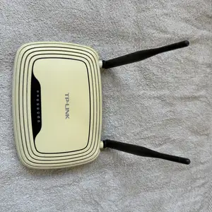 Tp-link tl-wr841n router, Paphos — Geroskipou