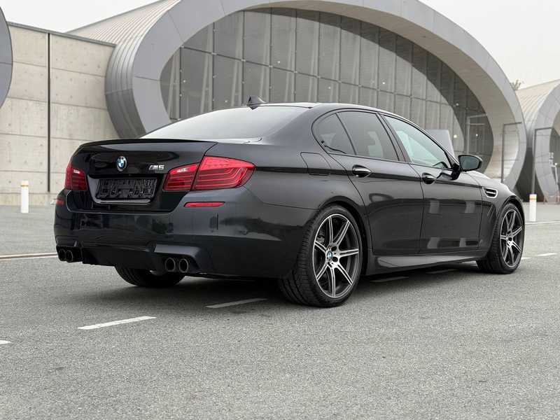 2015 BMW M5 4,4L 2015 Cyprus