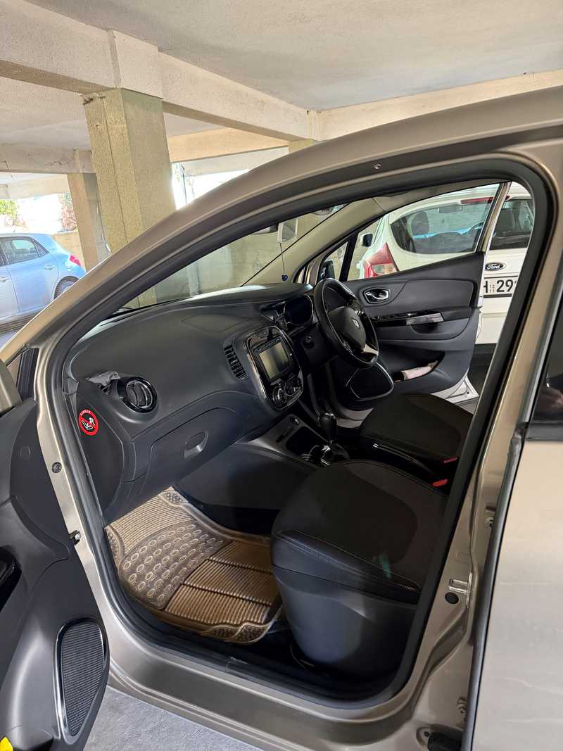 2016 Renault Captur 1,5L 2016 Cyprus