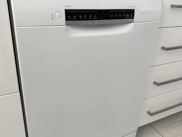 Dishwasher bosch serie 4, Επαρχία Πάφου — Κισσόνεργα