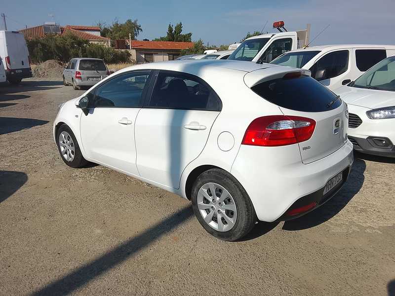 2015 KIA Rio 1,3L 2015 Cyprus