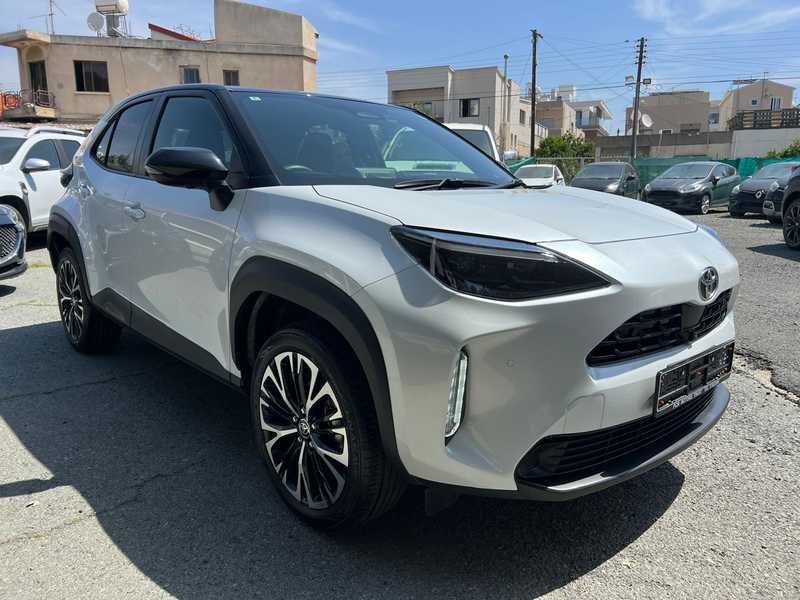 Toyota Yaris Cross 1,5L 2025